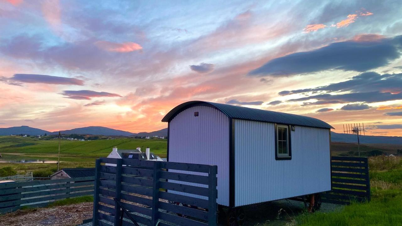 Shepherds Hut Lonmore Экстерьер фото